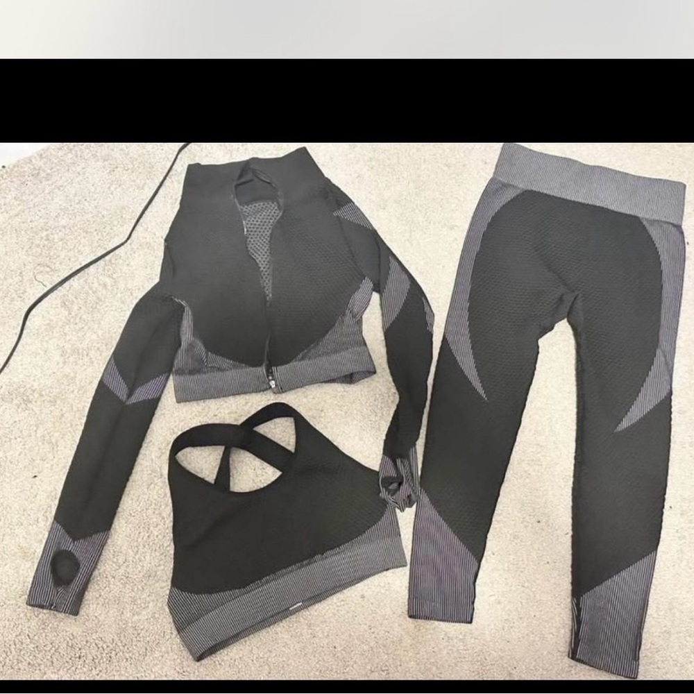 Black and Gray Activewear Set